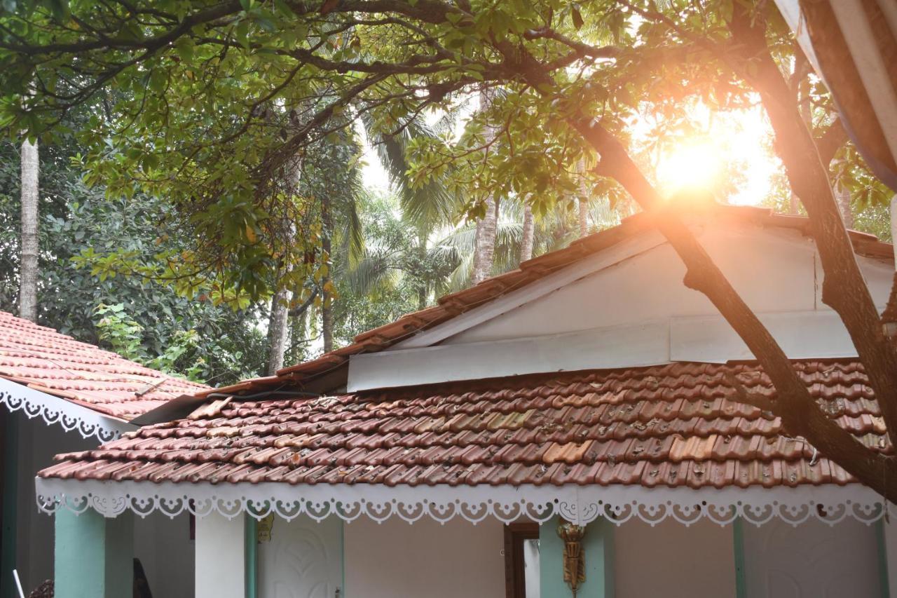Casa Happy Dervish, 2Mins Away From The Beach Anjuna Exterior photo