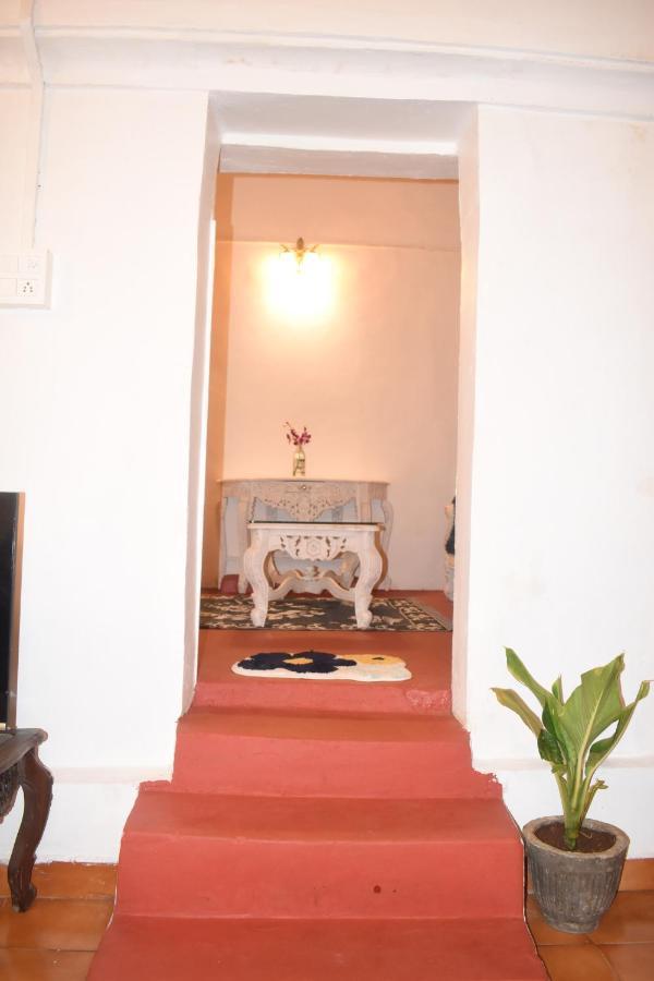 Casa Happy Dervish, 2Mins Away From The Beach Anjuna Exterior photo