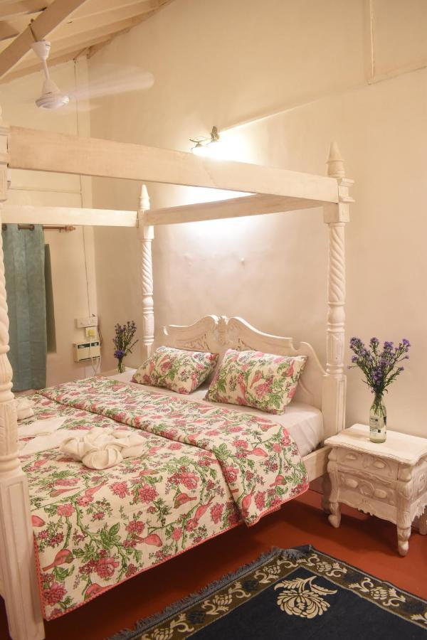 Casa Happy Dervish, 2Mins Away From The Beach Anjuna Exterior photo