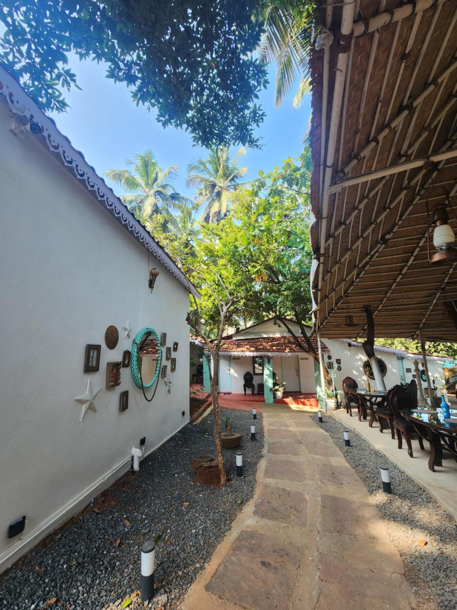 Casa Happy Dervish, 2Mins Away From The Beach Anjuna Exterior photo