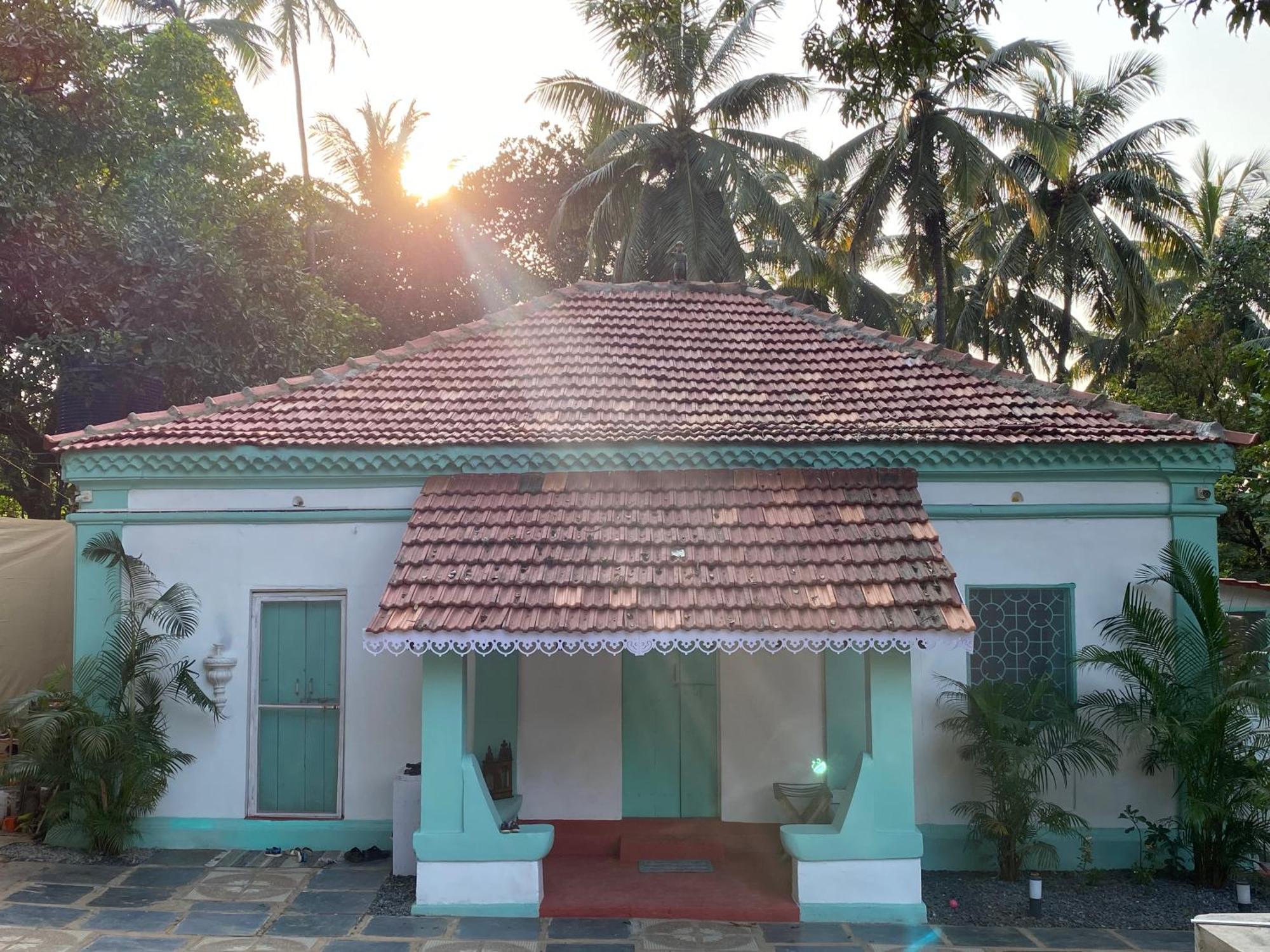 Casa Happy Dervish, 2Mins Away From The Beach Anjuna Exterior photo